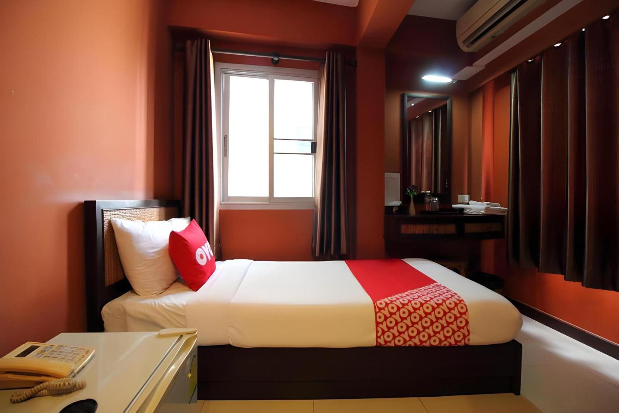Pannee Lodge Khaosan - Sha Plus Bangkok Eksteriør billede